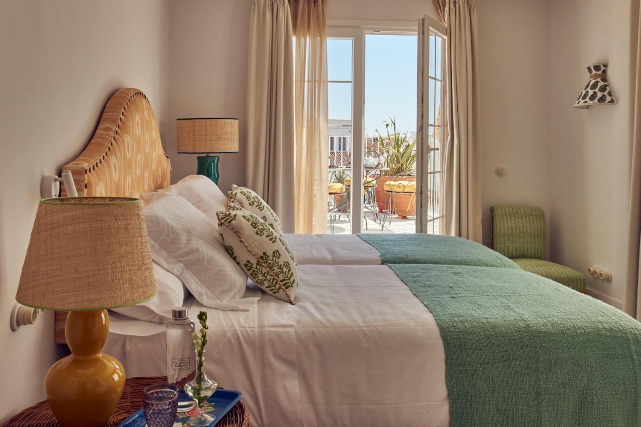Hotel Cristine Bedfor Mahon Esterno foto