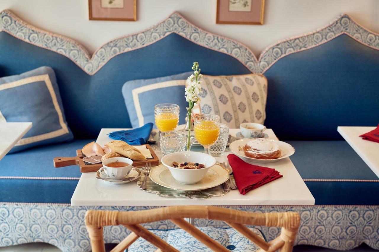 Hotel Cristine Bedfor Mahon Esterno foto