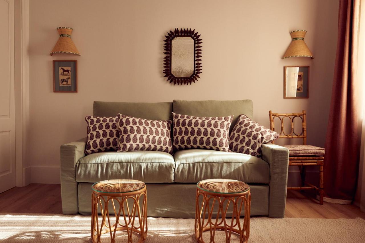 Hotel Cristine Bedfor Mahon Esterno foto
